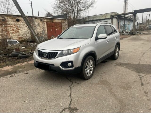 Серый Киа Соренто, объемом двигателя 2.2 л и пробегом 273 тыс. км за 9000 $, фото 1 на Automoto.ua