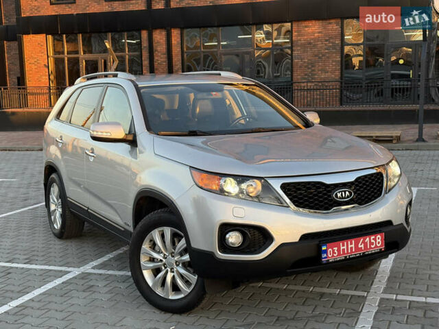Сірий Кіа Соренто, об'ємом двигуна 2.2 л та пробігом 207 тис. км за 13300 $, фото 1 на Automoto.ua