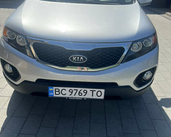 Серый Киа Соренто, объемом двигателя 2.2 л и пробегом 255 тыс. км за 12900 $, фото 1 на Automoto.ua