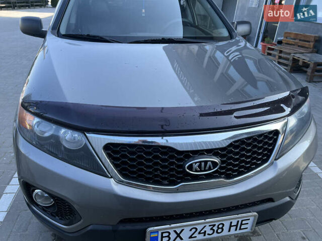 Сірий Кіа Соренто, об'ємом двигуна 2.2 л та пробігом 224 тис. км за 10700 $, фото 1 на Automoto.ua