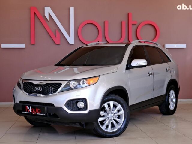 Сірий Кіа Соренто, об'ємом двигуна 2 л та пробігом 243 тис. км за 11900 $, фото 1 на Automoto.ua