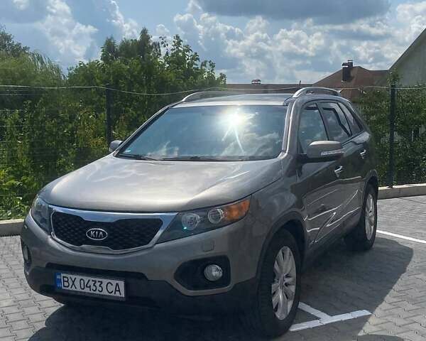 Сірий Кіа Соренто, об'ємом двигуна 2.2 л та пробігом 260 тис. км за 12999 $, фото 1 на Automoto.ua