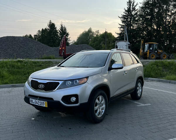 Сірий Кіа Соренто, об'ємом двигуна 2.4 л та пробігом 219 тис. км за 8999 $, фото 1 на Automoto.ua