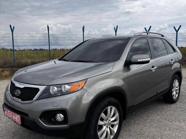 Серый Киа Соренто, объемом двигателя 0 л и пробегом 174 тыс. км за 14000 $, фото 1 на Automoto.ua