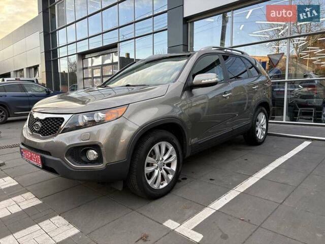 Сірий Кіа Соренто, об'ємом двигуна 2.2 л та пробігом 199 тис. км за 13600 $, фото 1 на Automoto.ua