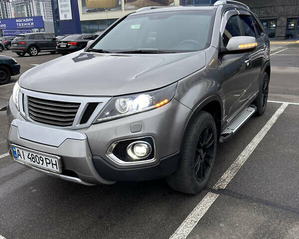 Сірий Кіа Соренто, об'ємом двигуна 2.2 л та пробігом 240 тис. км за 11500 $, фото 1 на Automoto.ua