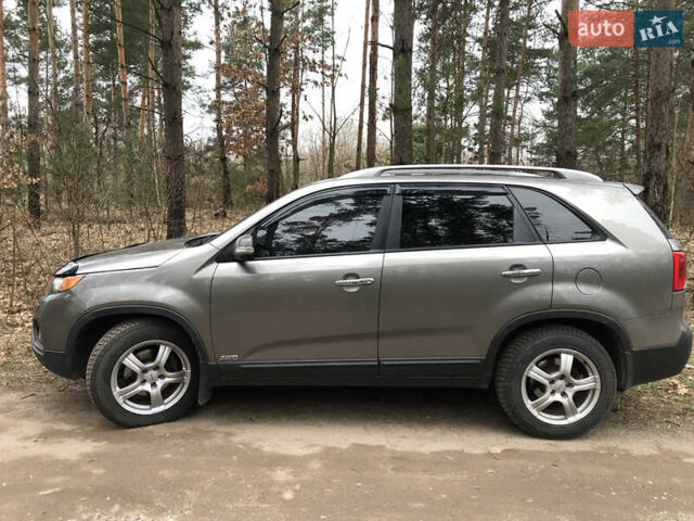 Сірий Кіа Соренто, об'ємом двигуна 2.2 л та пробігом 225 тис. км за 13000 $, фото 1 на Automoto.ua