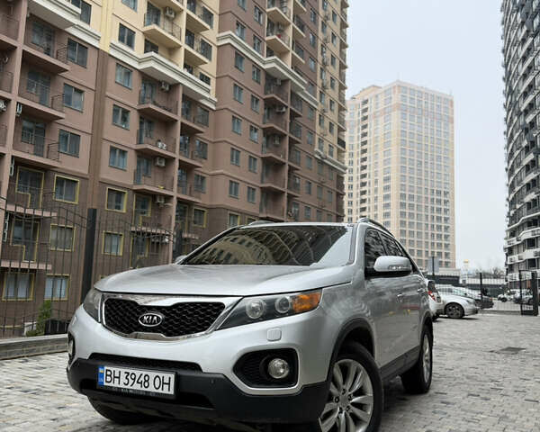 Серый Киа Соренто, объемом двигателя 2.2 л и пробегом 180 тыс. км за 14000 $, фото 1 на Automoto.ua