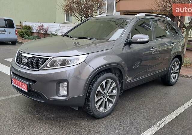 Серый Киа Соренто, объемом двигателя 2 л и пробегом 144 тыс. км за 16900 $, фото 1 на Automoto.ua