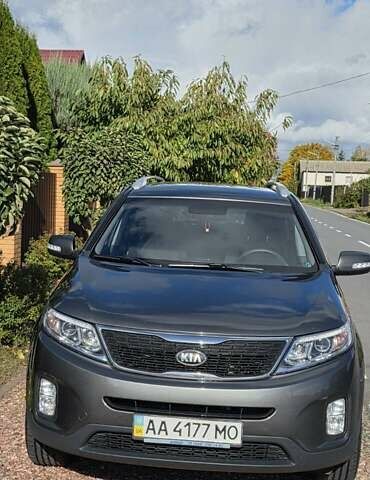 Серый Киа Соренто, объемом двигателя 2.2 л и пробегом 183 тыс. км за 15000 $, фото 1 на Automoto.ua