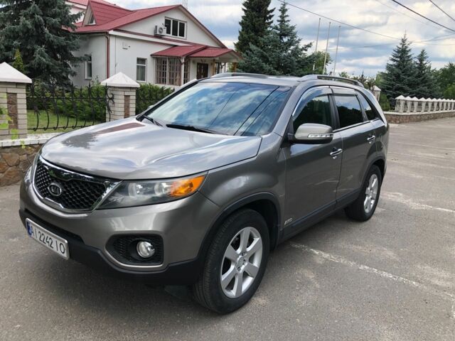 Серый Киа Соренто, объемом двигателя 2.4 л и пробегом 147 тыс. км за 11000 $, фото 1 на Automoto.ua