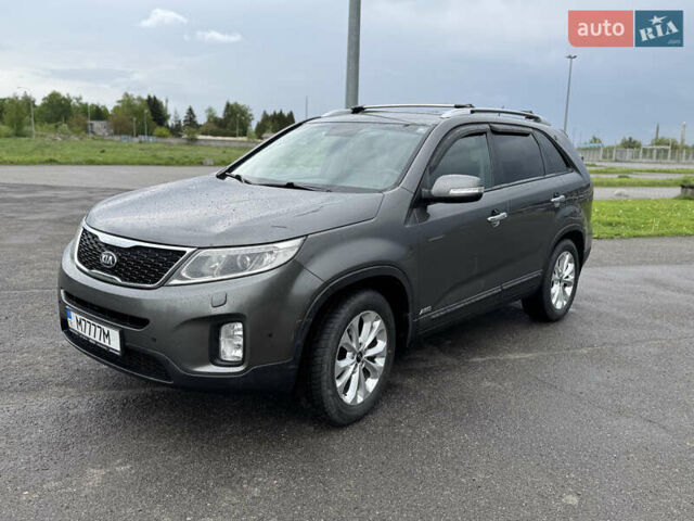 Серый Киа Соренто, объемом двигателя 2.2 л и пробегом 255 тыс. км за 14000 $, фото 1 на Automoto.ua