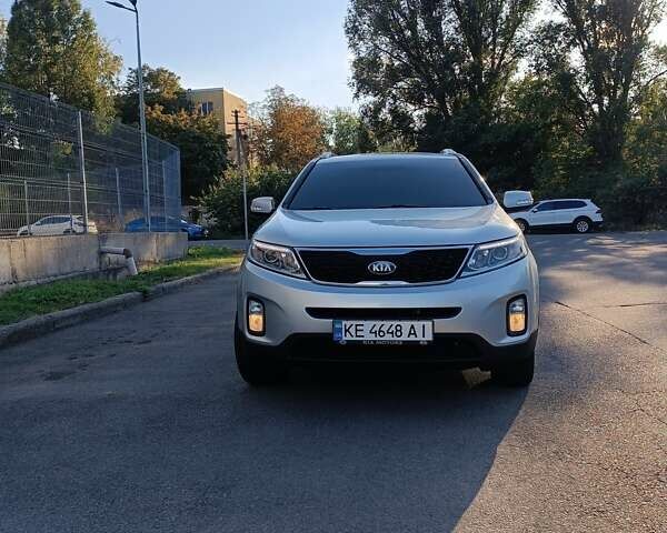 Серый Киа Соренто, объемом двигателя 2 л и пробегом 128 тыс. км за 16800 $, фото 1 на Automoto.ua