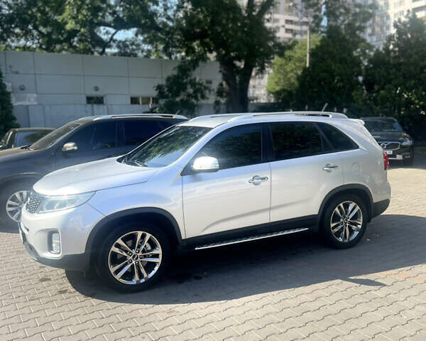 Сірий Кіа Соренто, об'ємом двигуна 2 л та пробігом 217 тис. км за 14800 $, фото 1 на Automoto.ua