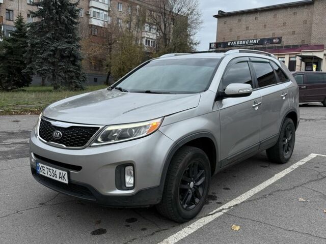 Серый Киа Соренто, объемом двигателя 2.3 л и пробегом 212 тыс. км за 12000 $, фото 1 на Automoto.ua