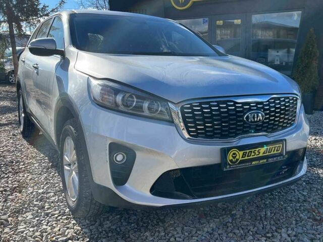 Серый Киа Соренто, объемом двигателя 2.4 л и пробегом 129 тыс. км за 14500 $, фото 1 на Automoto.ua