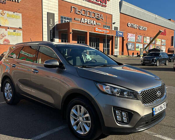 Серый Киа Соренто, объемом двигателя 2.36 л и пробегом 103 тыс. км за 14300 $, фото 1 на Automoto.ua