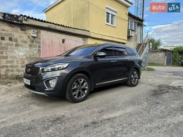 Киа Соренто 2015 в Киеве на Automoto.ua Серый Киа Соренто, объемом двигателя 2.2 л и пробегом 235 тыс. км за 22000 $, фото 1 на Automoto.ua