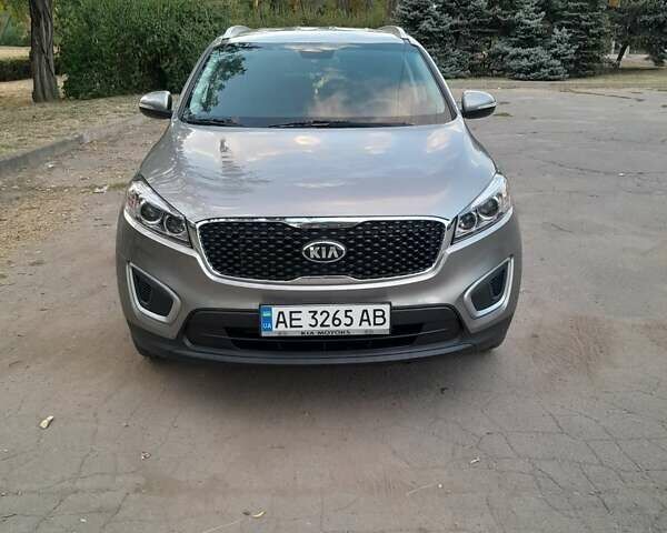 Киа Соренто 2017 в Кривом Роге на Automoto.ua Серый Киа Соренто, объемом двигателя 2.4 л и пробегом 74 тыс. км за 18400 $, фото 1 на Automoto.ua