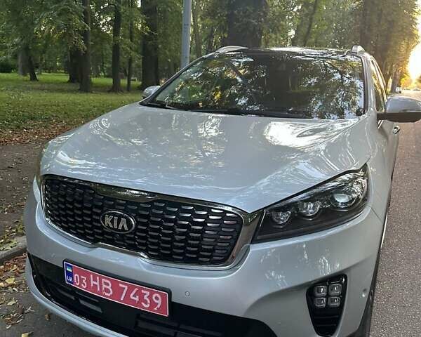 Серый Киа Соренто, объемом двигателя 2.2 л и пробегом 205 тыс. км за 23800 $, фото 1 на Automoto.ua