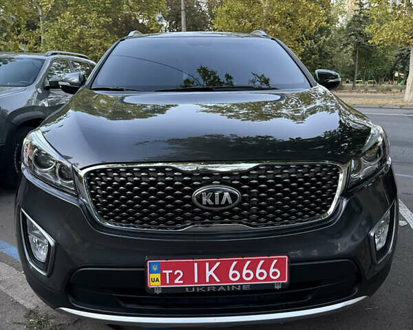 Серый Киа Соренто, объемом двигателя 2 л и пробегом 142 тыс. км за 19300 $, фото 1 на Automoto.ua