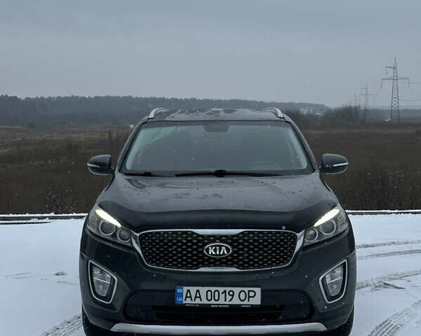 Серый Киа Соренто, объемом двигателя 2.2 л и пробегом 237 тыс. км за 19000 $, фото 1 на Automoto.ua