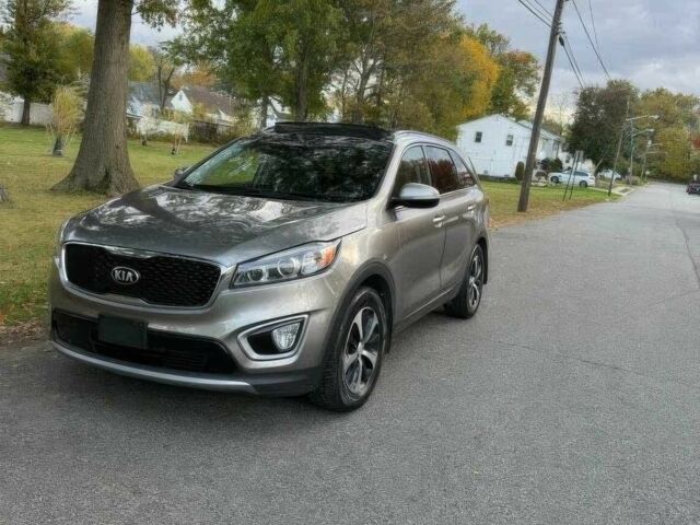 Серый Киа Соренто, объемом двигателя 3.3 л и пробегом 65 тыс. км за 9900 $, фото 1 на Automoto.ua