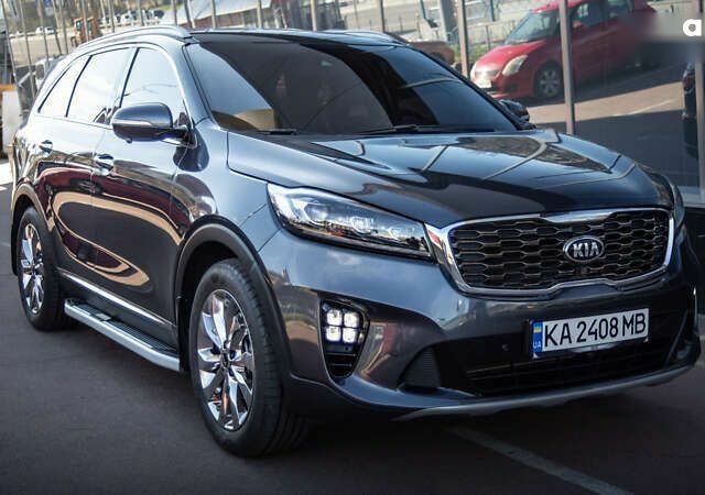 Сірий Кіа Соренто, об'ємом двигуна 2 л та пробігом 120 тис. км за 28899 $, фото 1 на Automoto.ua