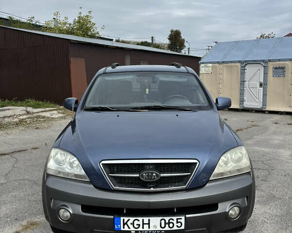 Синий Киа Соренто, объемом двигателя 2.5 л и пробегом 300 тыс. км за 4200 $, фото 1 на Automoto.ua
