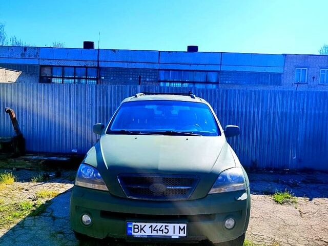 Синий Киа Соренто, объемом двигателя 2.5 л и пробегом 180 тыс. км за 4000 $, фото 1 на Automoto.ua