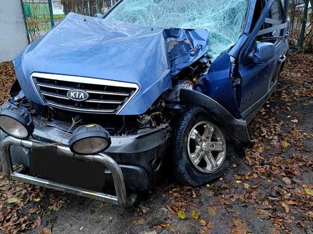 Синій Кіа Соренто, об'ємом двигуна 2.5 л та пробігом 0 тис. км за 3500 $, фото 1 на Automoto.ua