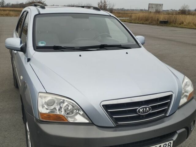 Синий Киа Соренто, объемом двигателя 2.5 л и пробегом 262 тыс. км за 4000 $, фото 1 на Automoto.ua