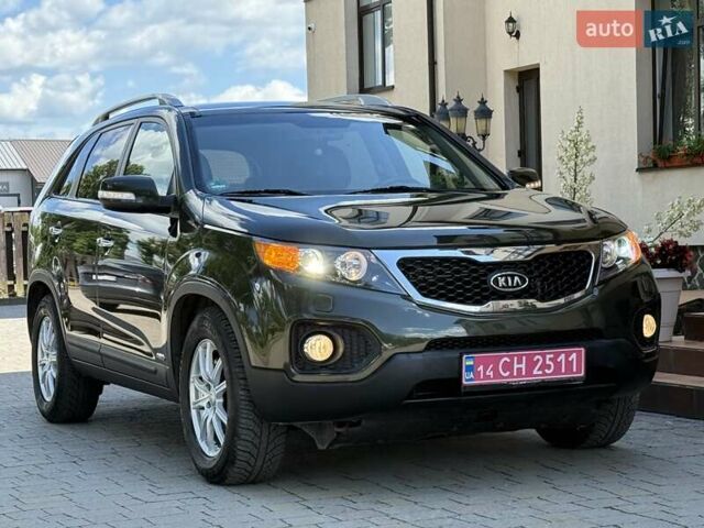 Зелений Кіа Соренто, об'ємом двигуна 2.2 л та пробігом 250 тис. км за 12700 $, фото 1 на Automoto.ua