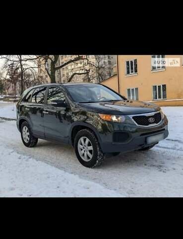 Зеленый Киа Соренто, объемом двигателя 2.4 л и пробегом 359 тыс. км за 10000 $, фото 1 на Automoto.ua