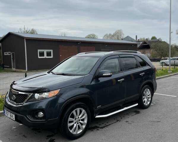 Зелений Кіа Соренто, об'ємом двигуна 2.2 л та пробігом 180 тис. км за 9999 $, фото 1 на Automoto.ua