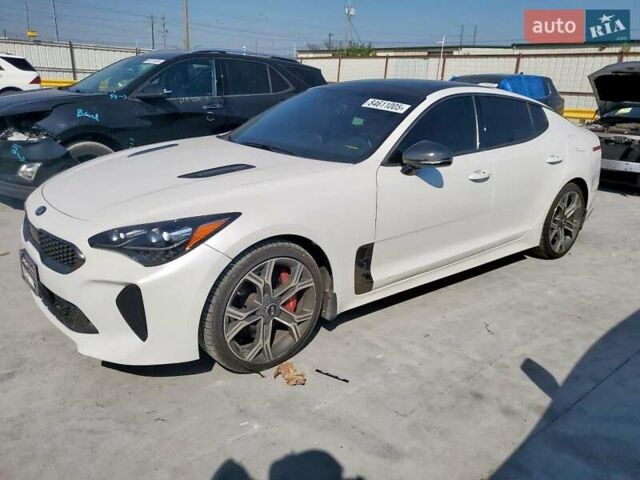Белый Киа Stinger, объемом двигателя 3.34 л и пробегом 85 тыс. км за 6150 $, фото 1 на Automoto.ua