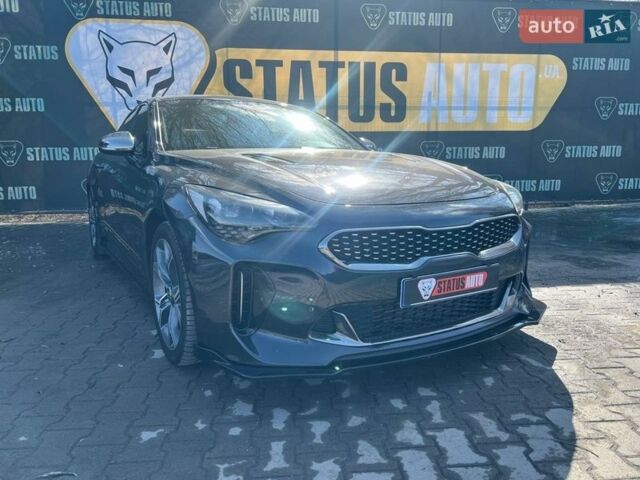Черный Киа Stinger, объемом двигателя 3.34 л и пробегом 99 тыс. км за 26500 $, фото 1 на Automoto.ua