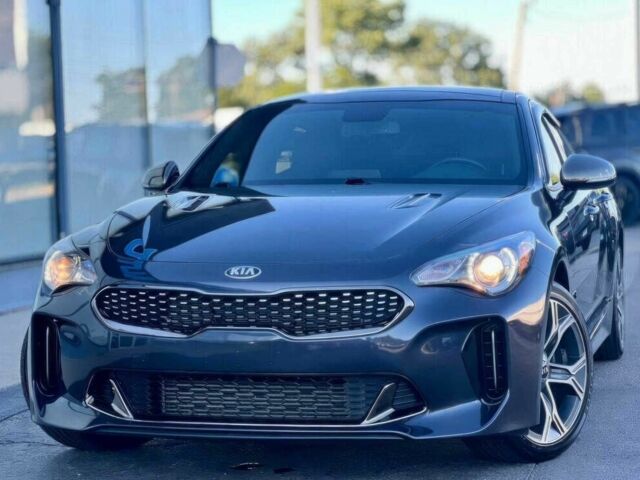 Черный Киа Stinger, объемом двигателя 2 л и пробегом 35 тыс. км за 13000 $, фото 1 на Automoto.ua