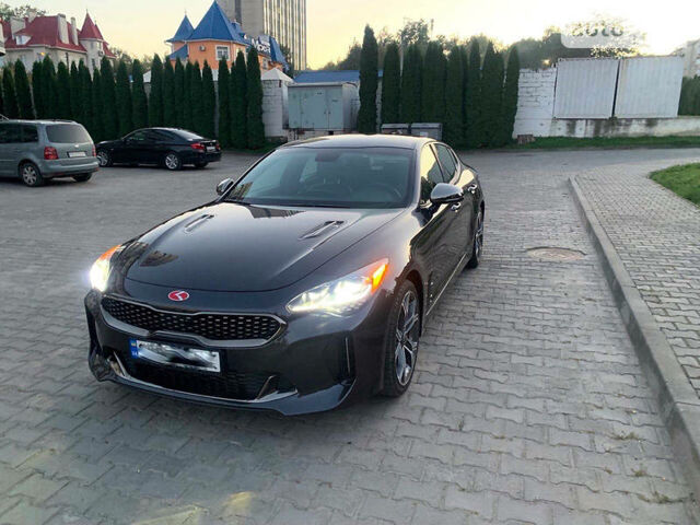 Сірий Кіа Stinger, об'ємом двигуна 3.3 л та пробігом 45 тис. км за 34800 $, фото 1 на Automoto.ua