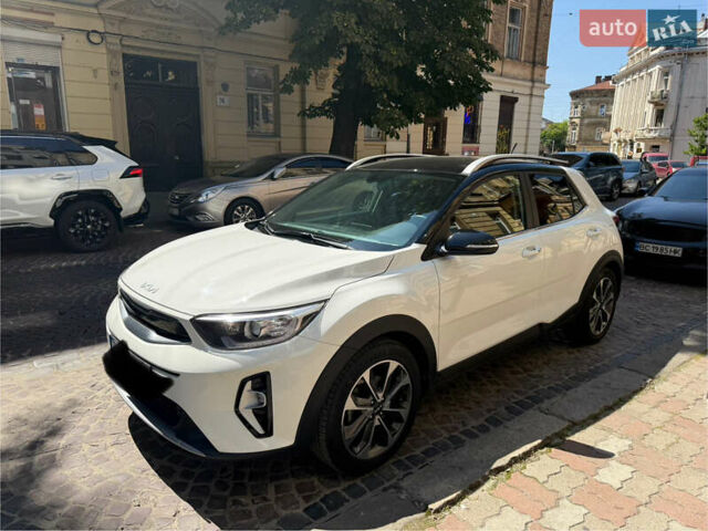 Білий Кіа Stonic, об'ємом двигуна 1.4 л та пробігом 16 тис. км за 22000 $, фото 1 на Automoto.ua