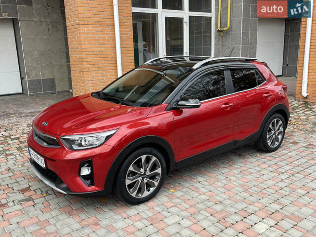Киа Stonic 2019 в Киеве на Automoto.ua Красный Киа Stonic, объемом двигателя 1.4 л и пробегом 55 тыс. км за 18800 $, фото 1 на Automoto.ua