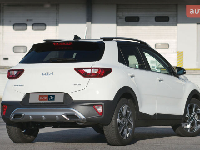 купить новое авто Киа Stonic 2024 года от официального дилера Сфера-Авто Киа фото