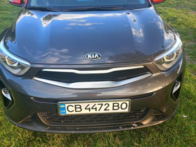 Сірий Кіа Stonic, об'ємом двигуна 1.4 л та пробігом 142 тис. км за 10600 $, фото 1 на Automoto.ua