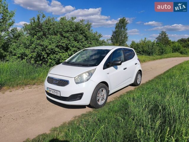 Белый Киа Венга, объемом двигателя 1.4 л и пробегом 160 тыс. км за 6300 $, фото 1 на Automoto.ua