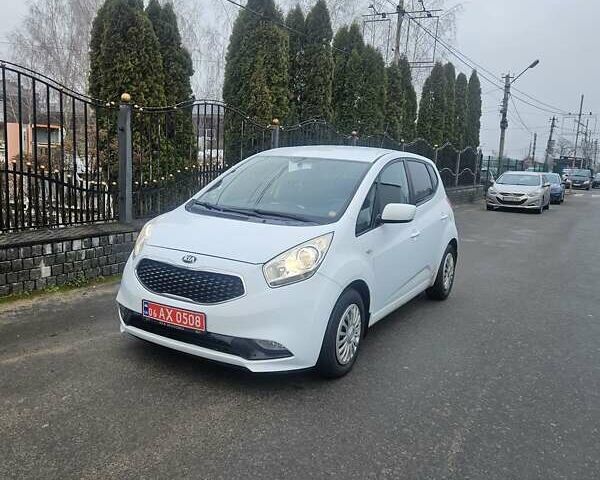 Белый Киа Венга, объемом двигателя 1.4 л и пробегом 114 тыс. км за 10800 $, фото 1 на Automoto.ua