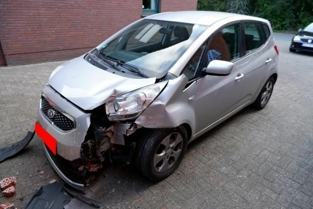 Серый Киа Венга, объемом двигателя 1.6 л и пробегом 199 тыс. км за 5350 $, фото 1 на Automoto.ua