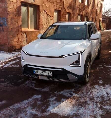 Білий Кіа EV5, об'ємом двигуна 0 л та пробігом 20 тис. км за 27000 $, фото 1 на Automoto.ua