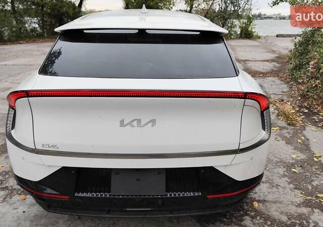 Білий Кіа EV6, об'ємом двигуна 0 л та пробігом 2 тис. км за 22000 $, фото 1 на Automoto.ua