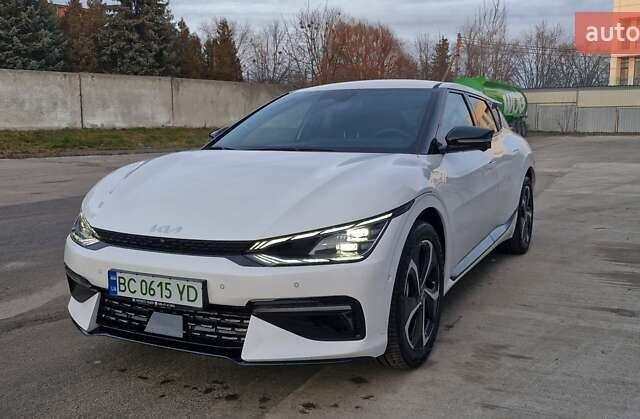 Белый Киа EV6, объемом двигателя 0 л и пробегом 1 тыс. км за 41000 $, фото 1 на Automoto.ua