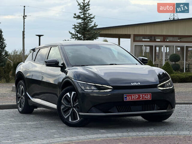 Черный Киа EV6, объемом двигателя 0 л и пробегом 54 тыс. км за 23999 $, фото 1 на Automoto.ua